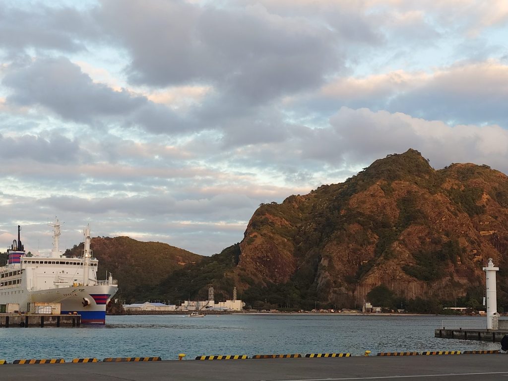 小笠原村測量記その２「父島上陸」